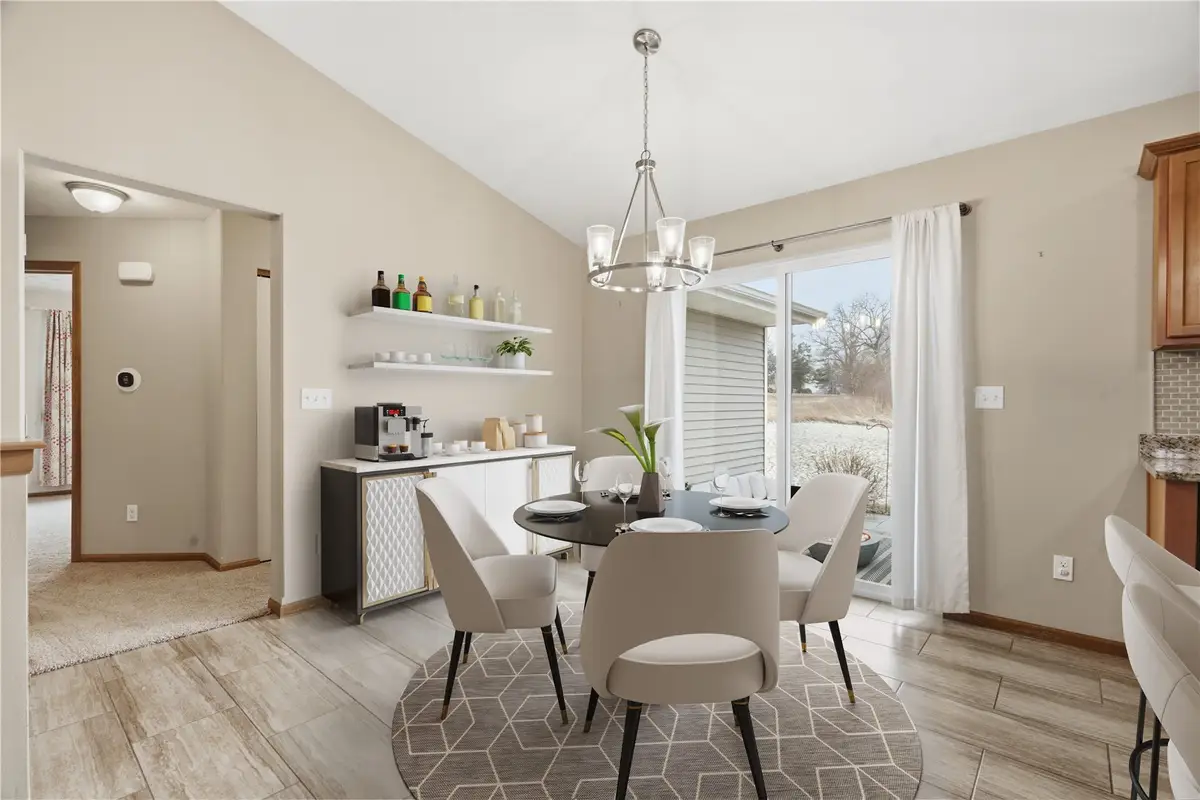 417 Bent Creek Drive, Marion, IA 52302 - #1