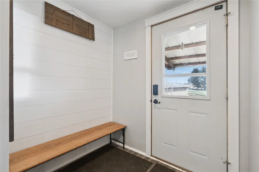 105 Walnut Avenue S, Garrison, IA 52229 - #3