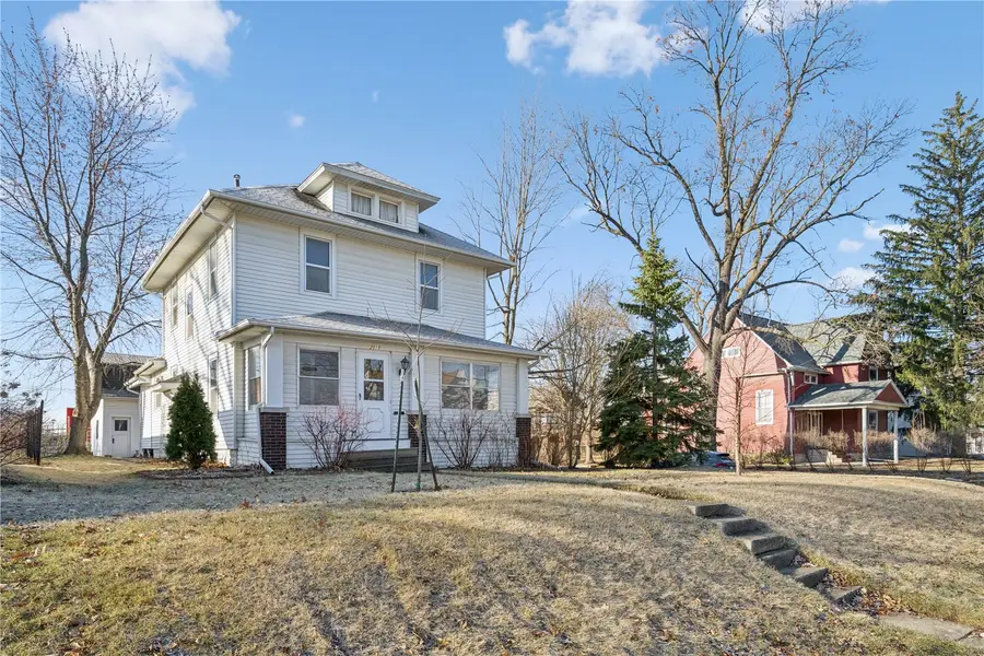 2015 8th Avenue, Marion, IA 52302 - #2