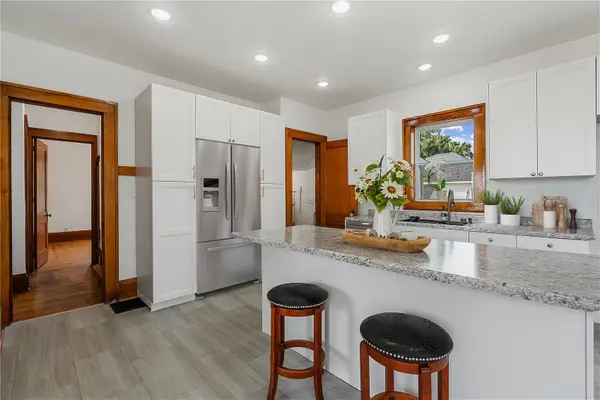 2253 73rd Street, Van Horne, IA 52346