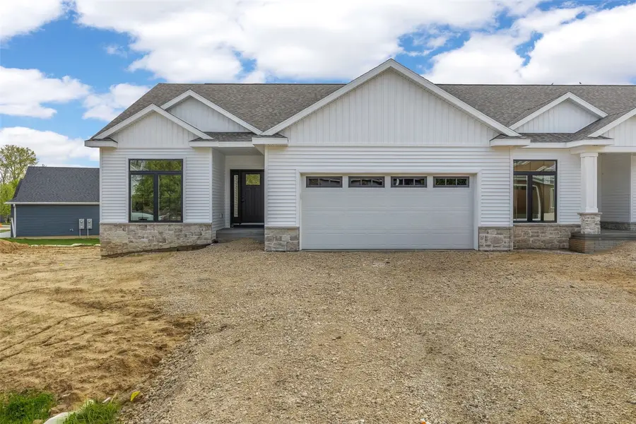 5700 Meadow Grass Circle Se, Cedar Rapids, IA 52403 - #2
