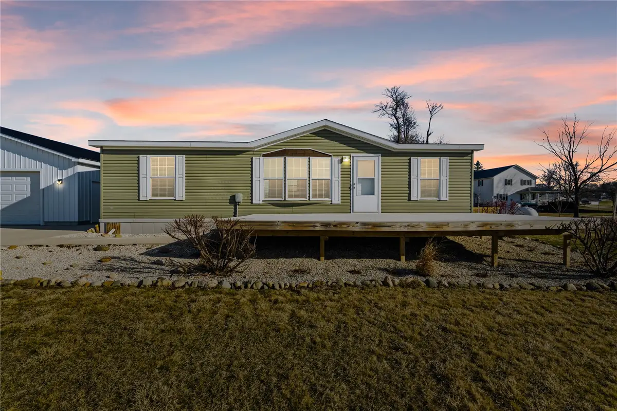 301 South Street, Prairieburg, IA 52219 - #1