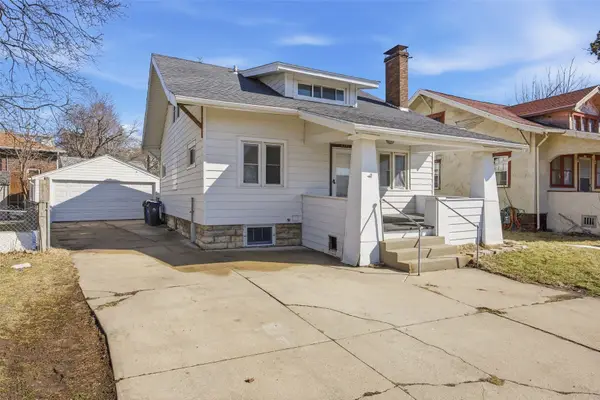 2423 1st Avenue Se, Cedar Rapids, IA 52402