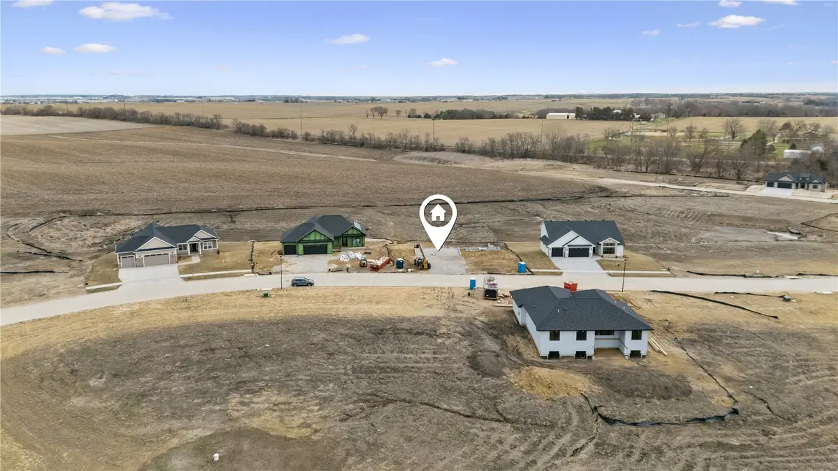 240 Howard Avenue Nw, Swisher, IA 52338 - #1