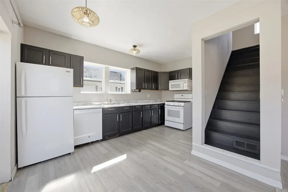 381 31st Street Dr Se, Cedar Rapids, IA 52403 - #1