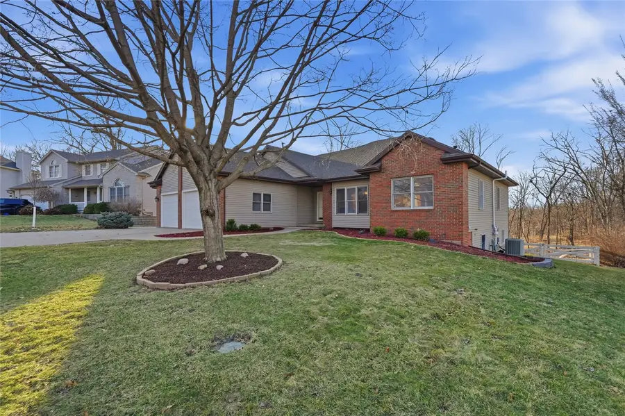 3427 Riverbend Drive Ne, Cedar Rapids, IA 52411 - #2