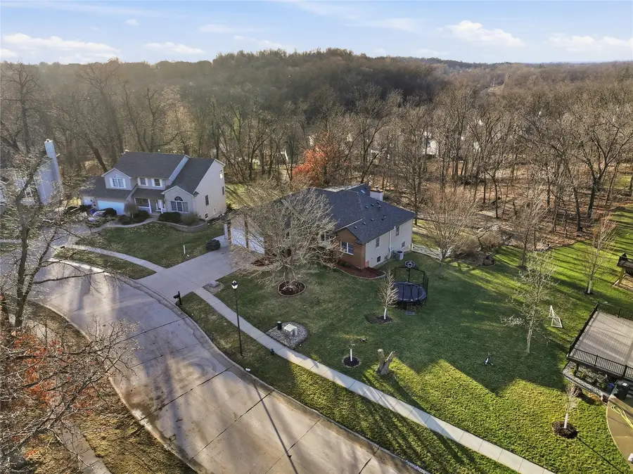 3427 Riverbend Drive Ne, Cedar Rapids, IA 52411 - #3