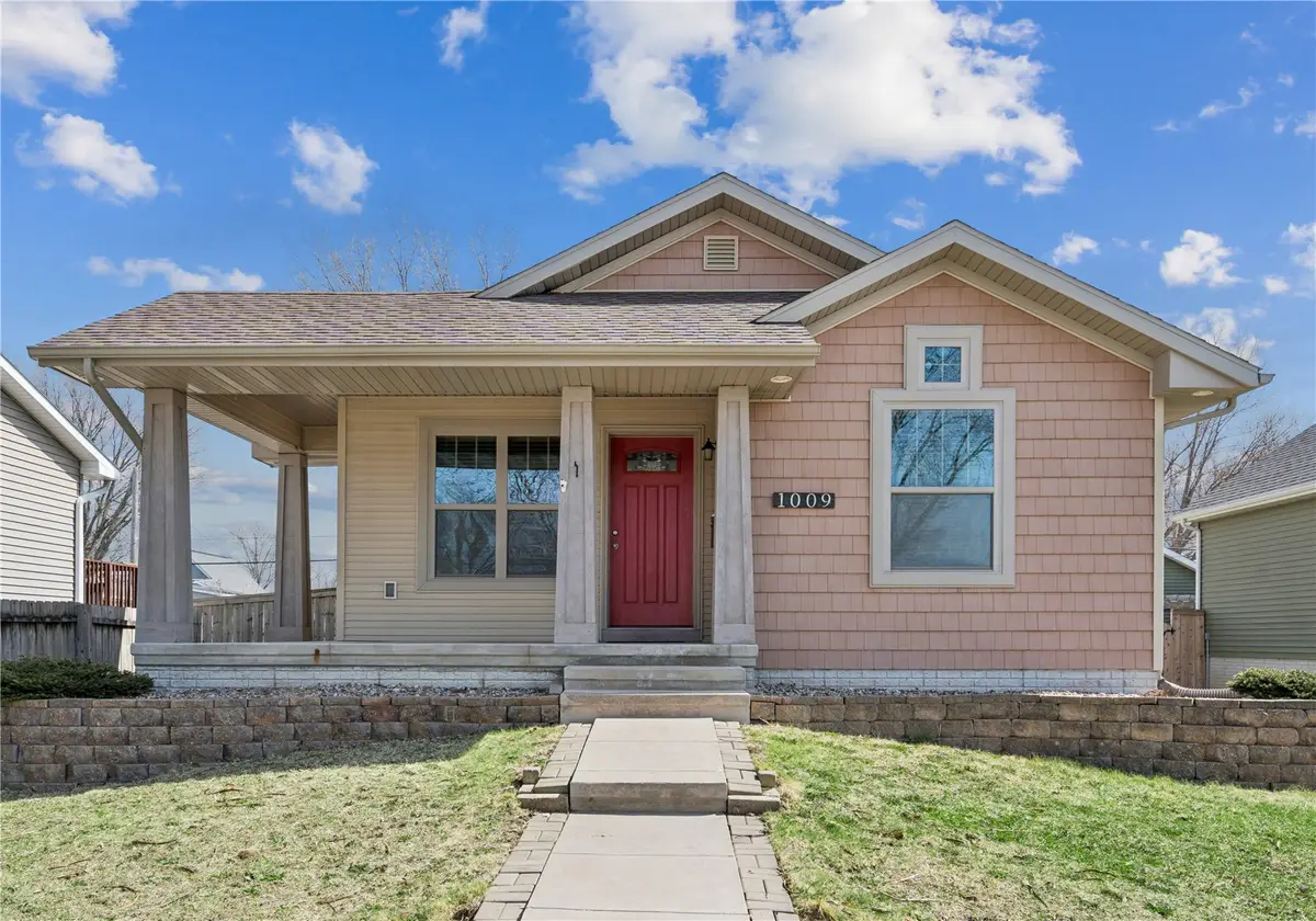 1009 10th Street Nw, Cedar Rapids, IA 52405 - #1