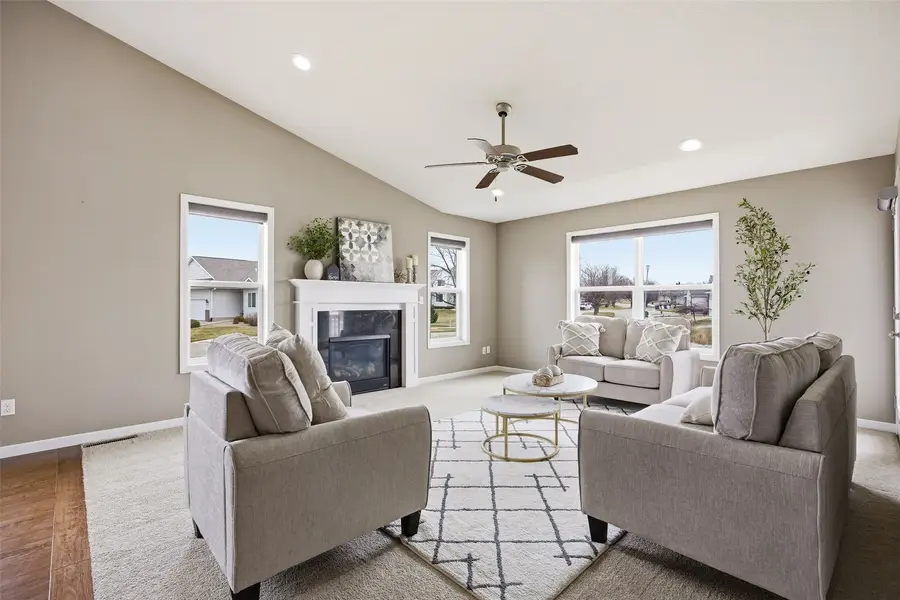 7003 Waterview Drive Sw, Cedar Rapids, IA 52404 - #2