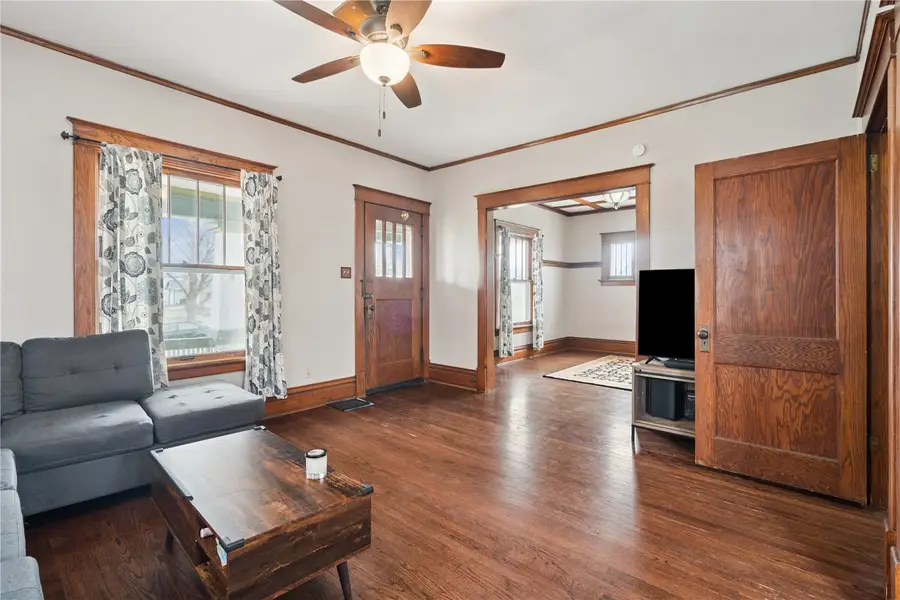 335 18th Street Se, Cedar Rapids, IA 52403 - #3