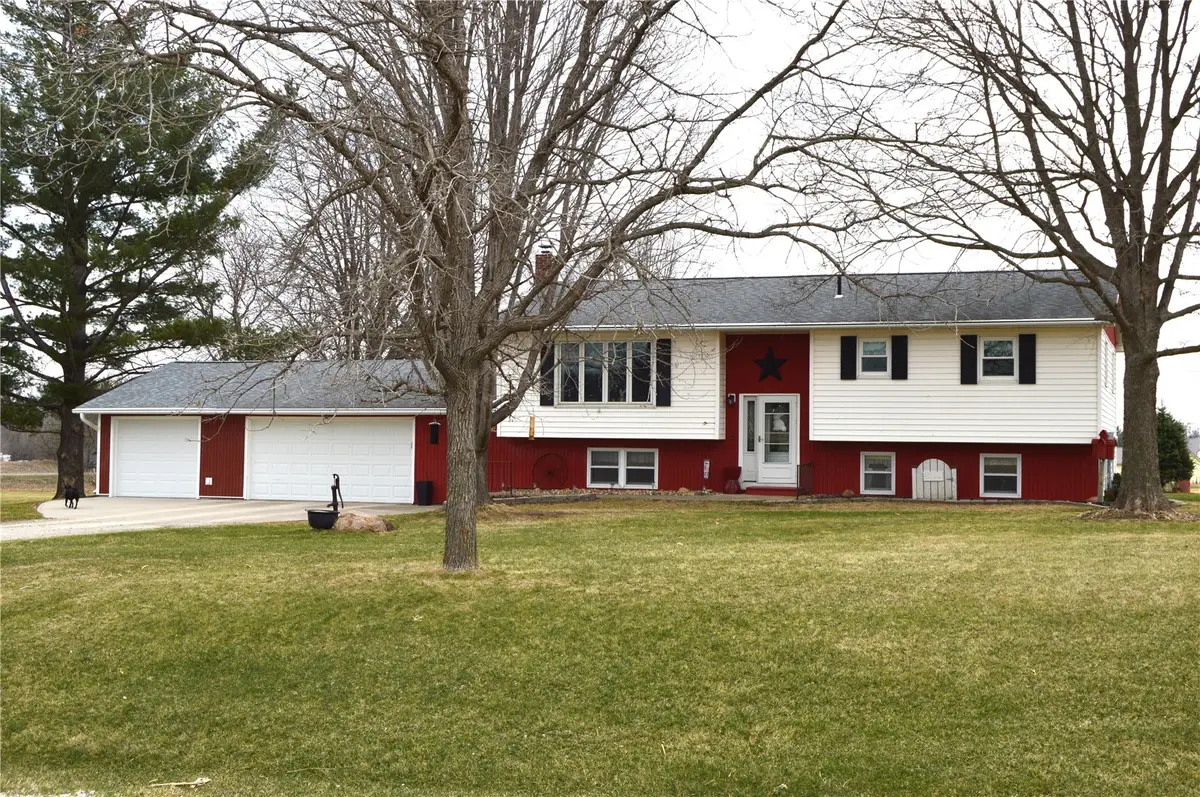 2276 57th Street Trail, Vinton, IA 52349 - #1