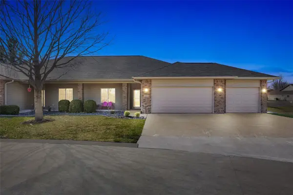 1659 Clifford Ln, Iowa City, IA 52240