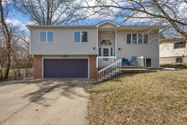 1482 Westview Drive, Coralville, IA 52241