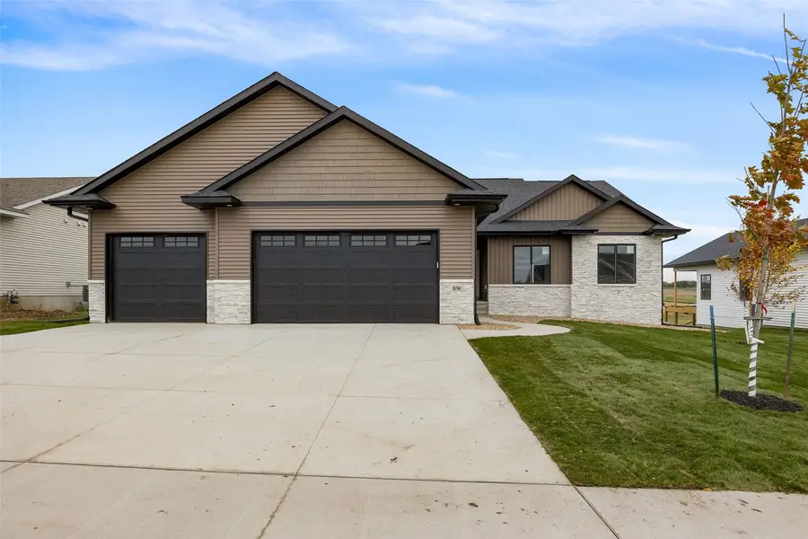 920 Yorkshire Street, North Liberty, IA 52317 - #2