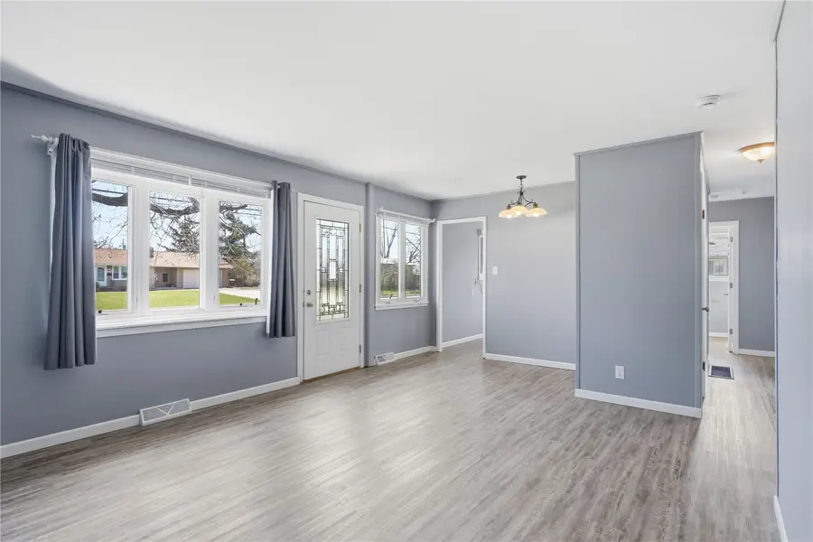 642 Old Marion Road Ne, Cedar Rapids, IA 52402 - #3