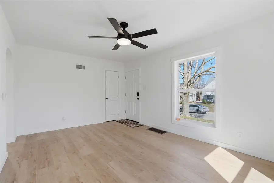 1111 33rd Street Se, Cedar Rapids, IA 52403 - #3