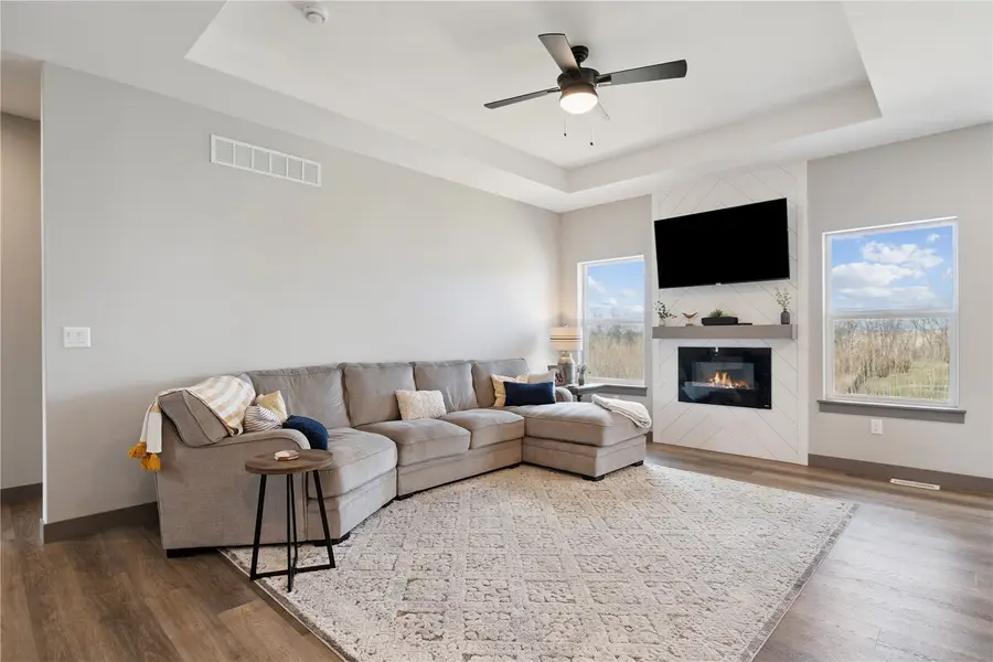 812 Old Mill Lane, Solon, IA 52333 - #3