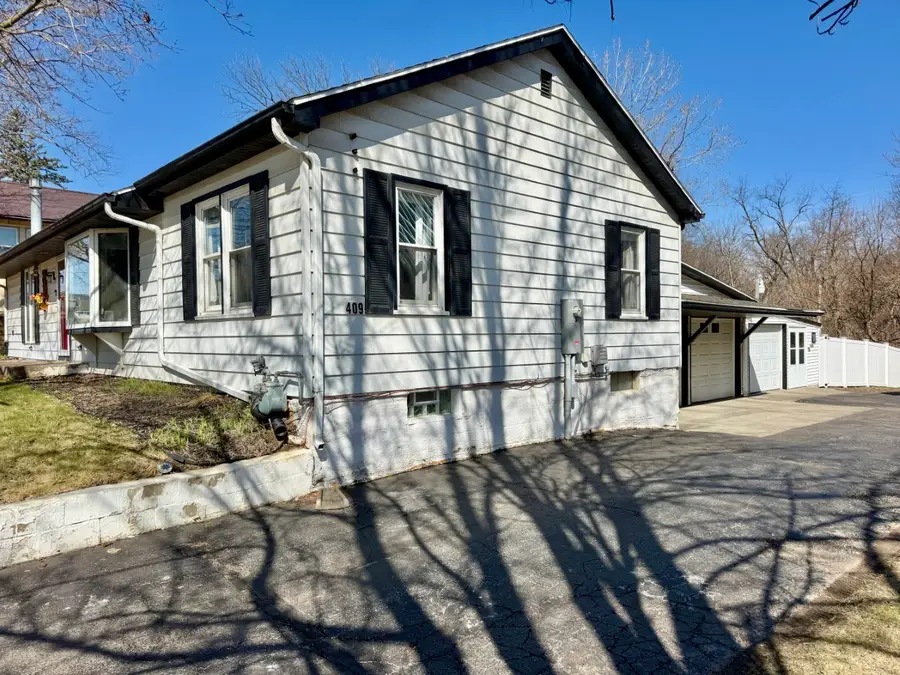 409 5th Street, Coralville, IA 52241 - #2