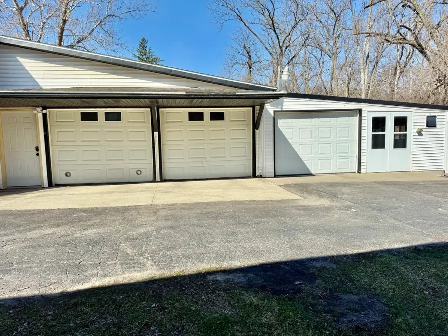 409 5th Street, Coralville, IA 52241 - #3