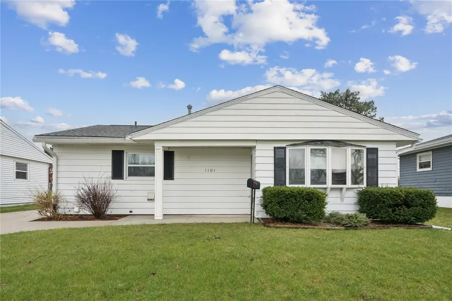 1101 Clifton St Ne, Cedar Rapids, IA 52402 - #2