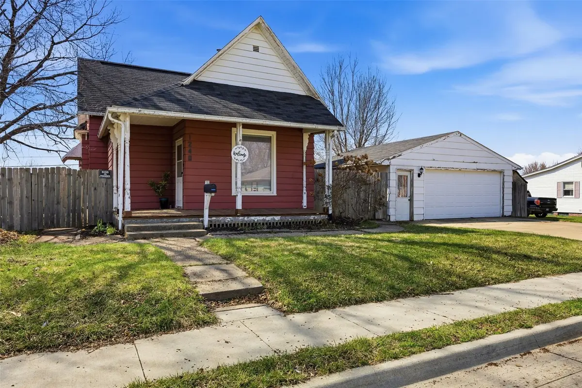 1240 14th Street, Marion, IA 52302 - #1