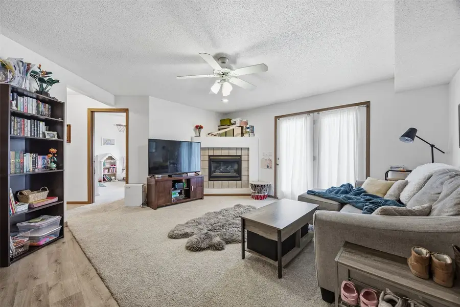 140 Shannon Drive #6, North Liberty, IA 52317 - #3