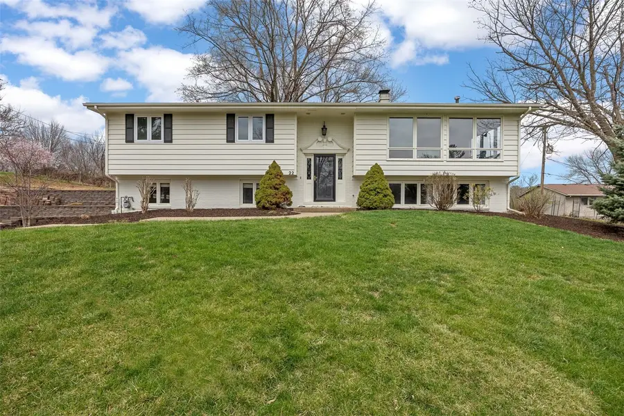 22 Fairview Knoll Ne, Iowa City, IA 52240 - #2