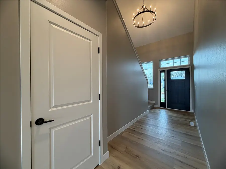 1306 E Gable Way, Tiffin, IA 52340 - #2