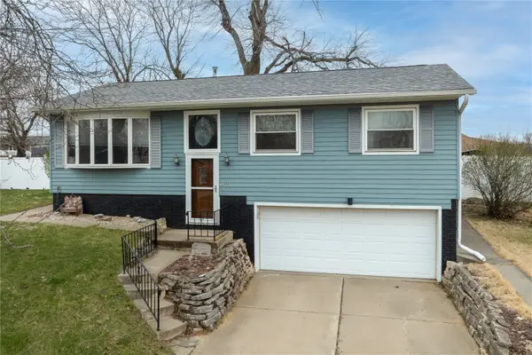 3500 Sunnydale Street Nw, Cedar Rapids, IA 52405