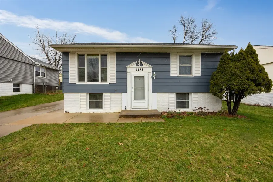 3138 Bayberry Drive Sw, Cedar Rapids, IA 52404 - #2