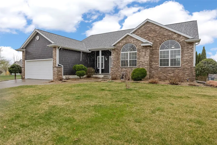 2424 Radcliffe Drive Sw, Cedar Rapids, IA 52404 - #2