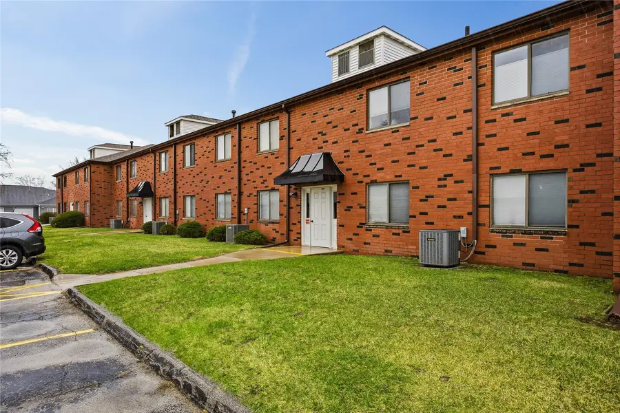 830 Kerry Lane Se #19, Cedar Rapids, IA 52403 - #2