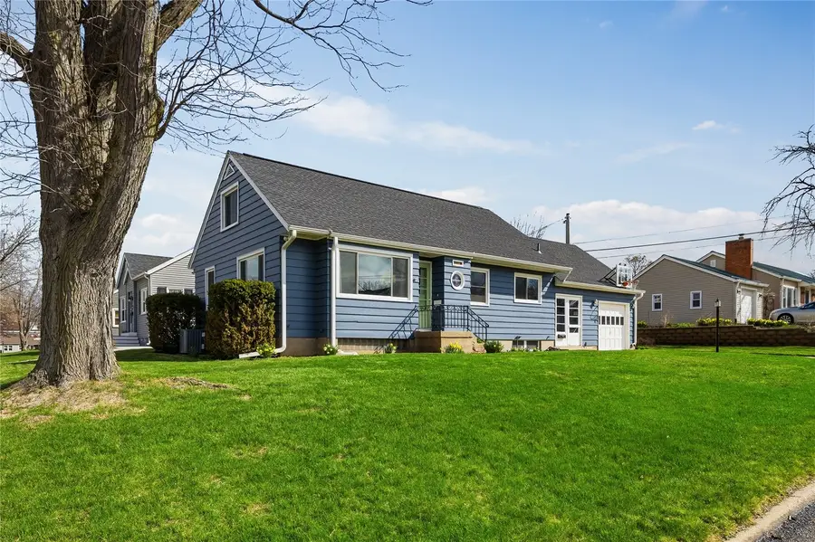 2400 12th Avenue Se, Cedar Rapids, IA 52403 - #2