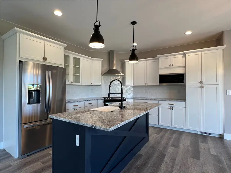 20 S Seven Oaks Road, North Liberty, IA 52317 - #3