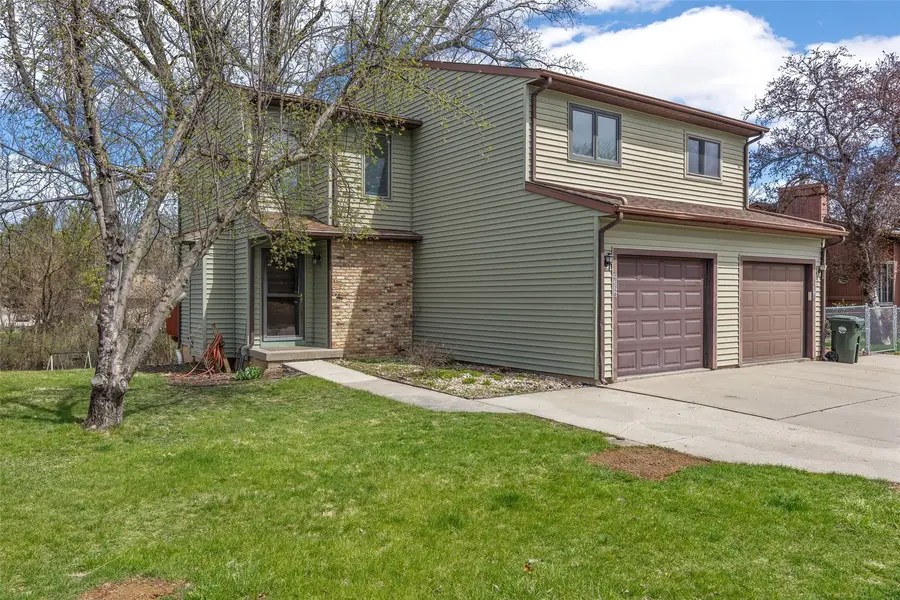 2326 Plaen View Drive, Iowa City, IA 52246 - #2