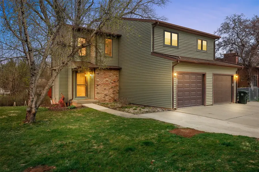 2326 Plaen View Drive, Iowa City, IA 52246 - #3