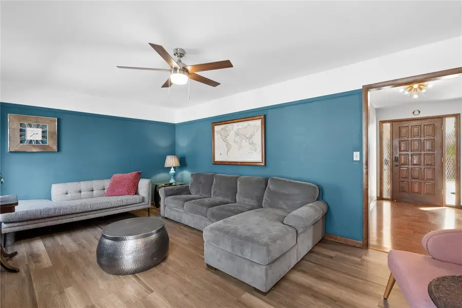 912 Juniper Dr, Iowa City, IA 52245 - #3