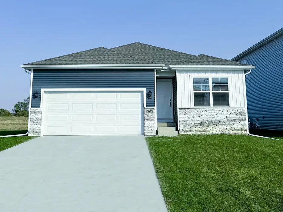 3474 Craven Drive, Coralville, IA 52241 - #1
