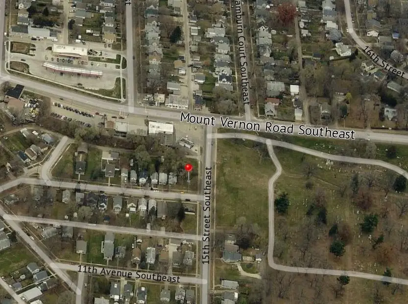 1060 10th Street Se, Cedar Rapids, IA 52401 - #2