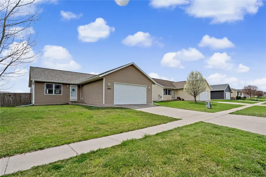 6403 Cope Drive, Marion, IA 52302 - #2