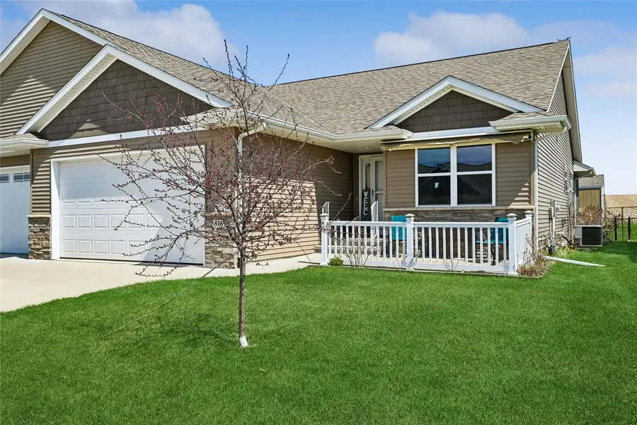 516 Prairie Hill Drive, Atkins, IA 52206 - #2