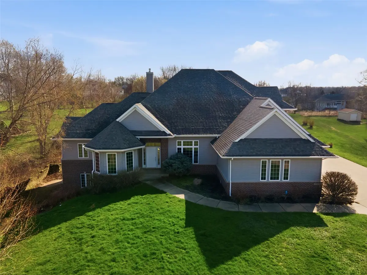 2502 River Run Court, Cedar Rapids, IA 52411 - #1