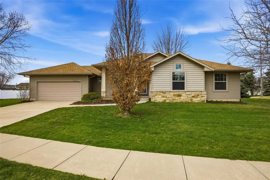 4127 Forest View Ne, Cedar Rapids, IA 52411 - #2