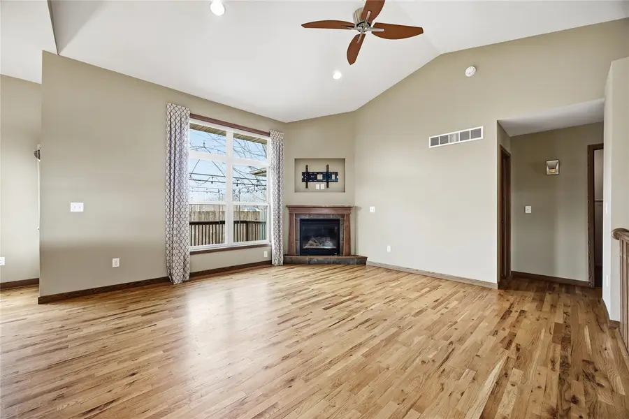 4127 Forest View Ne, Cedar Rapids, IA 52411 - #3