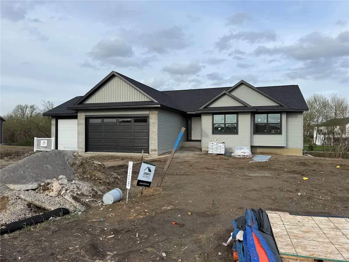 6308 Prairie Rose Circle Sw, Cedar Rapids, IA 52404 - #1