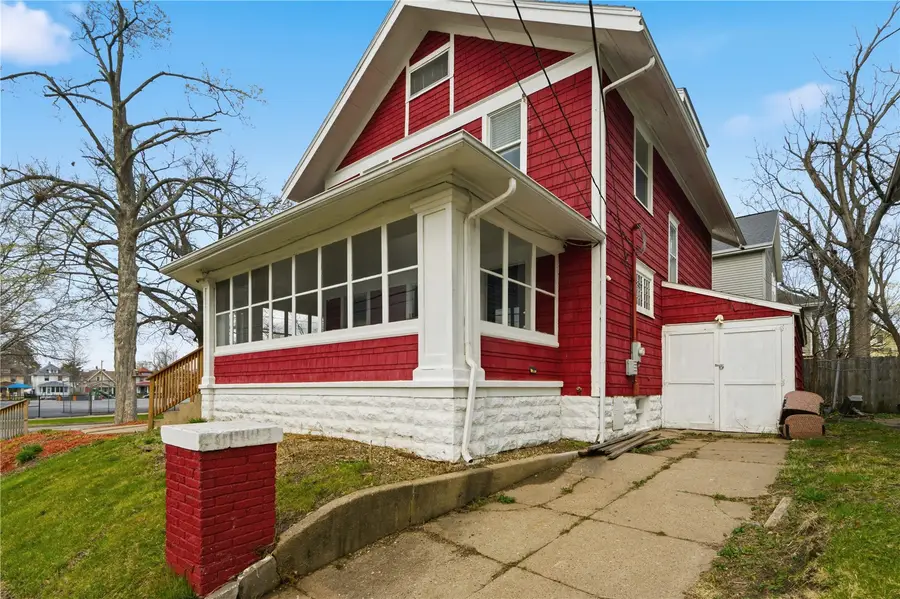 1701 Washington Avenue Se, Cedar Rapids, IA 52403 - #3