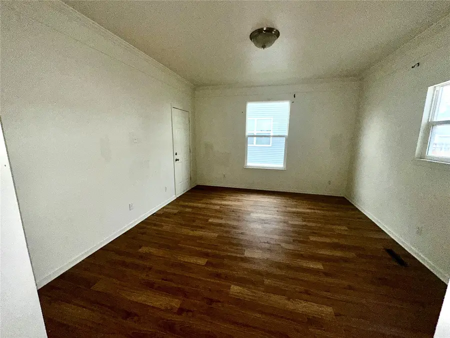 721 F Ave Nw, Cedar Rapids, IA 52405 - #3