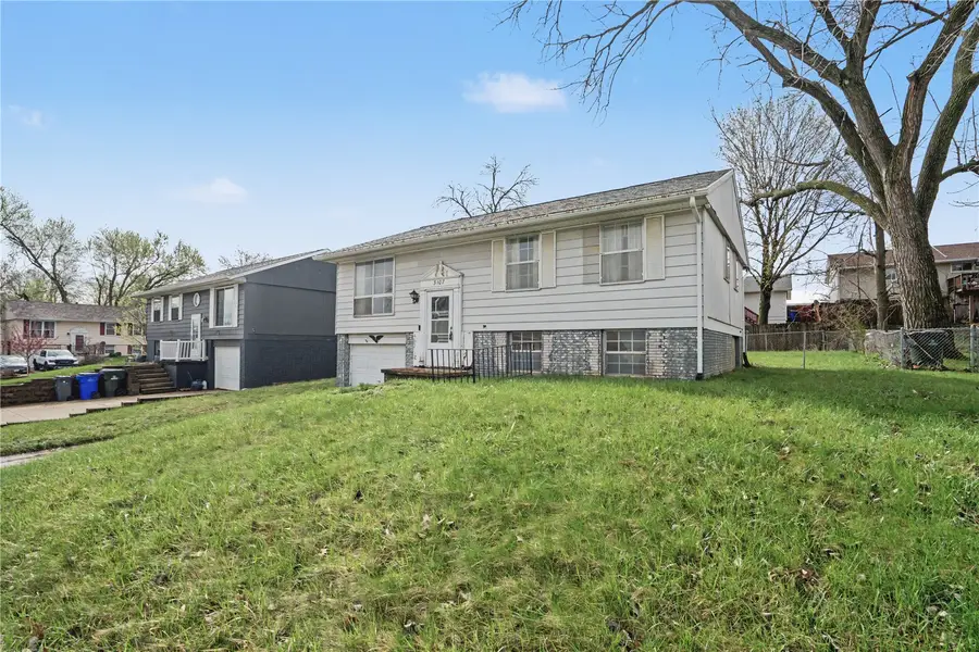 3107 Coral Lane Sw, Cedar Rapids, IA 52404 - #2