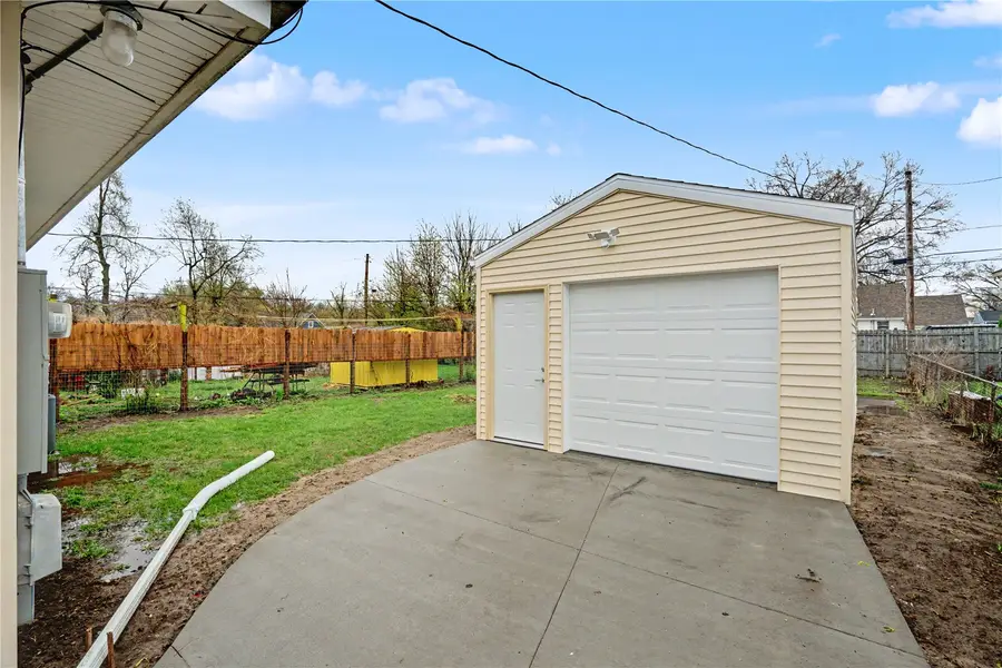 420 30th Street Se, Cedar Rapids, IA 52403 - #3