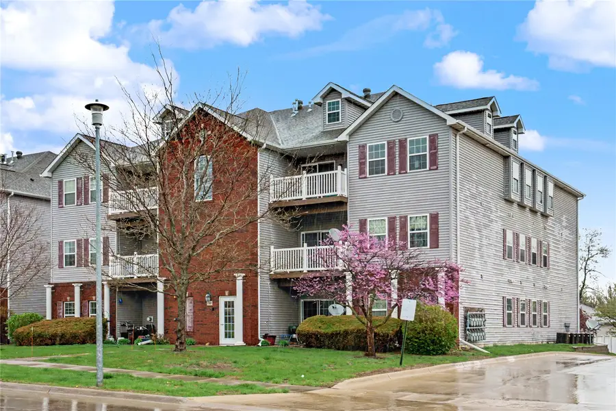 900 Rachael Street #302, North Liberty, IA 52317 - #2